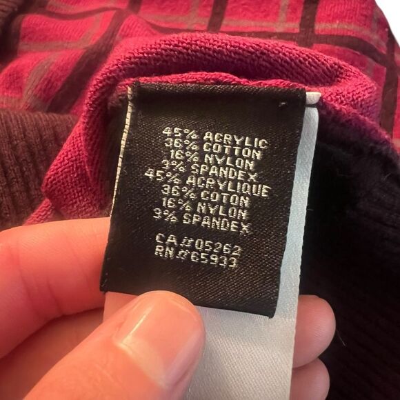 Point zero Nicole Bensti knit tank top. Size small - Picture 4 of 8